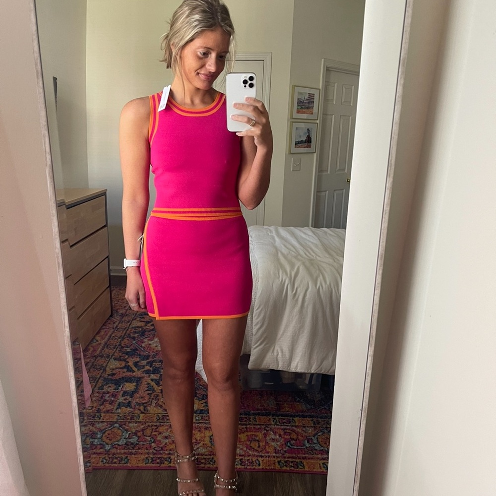 House of Harlow 1960 Vibrant Pink and Orange Mini Dress